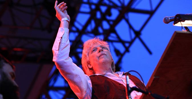 Una, tre, cento, quattrocento chitarre!