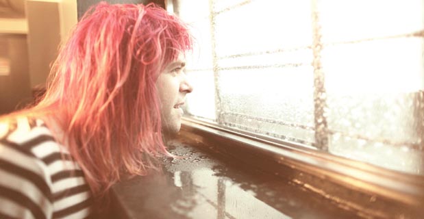 Assalito dai fantasmi del passato