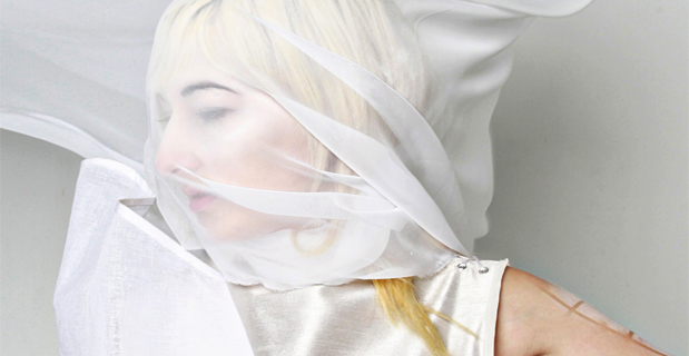 Un voce nata nel buio