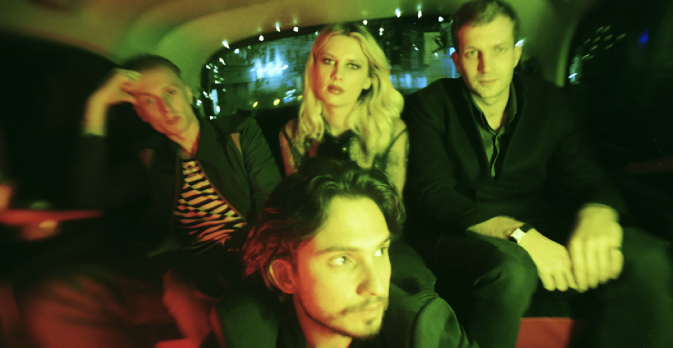 In compagnia dei lupi