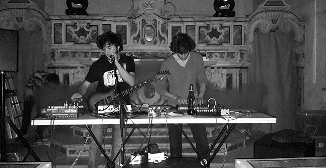 Di divinità fallibili e danze androidi