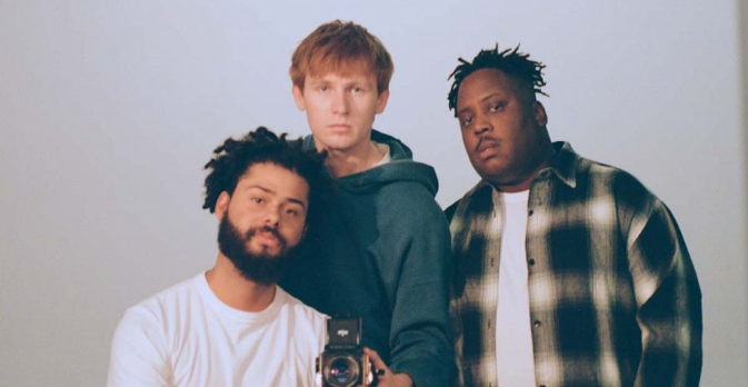 Dalla farsa alla tragedia