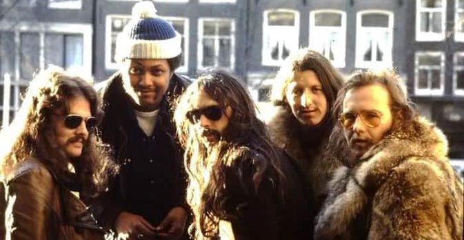 La lunga corsa del treno